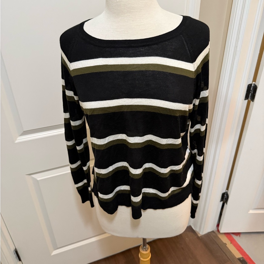 Zara Black and Cream Knit Sweater